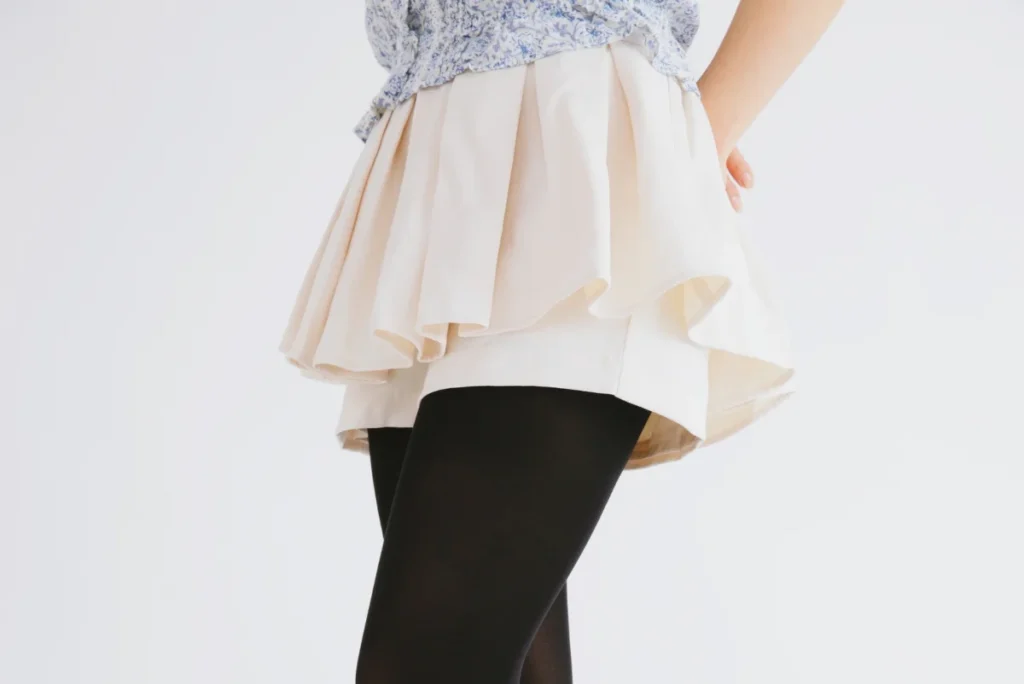 How to Wear See-Through Leggings