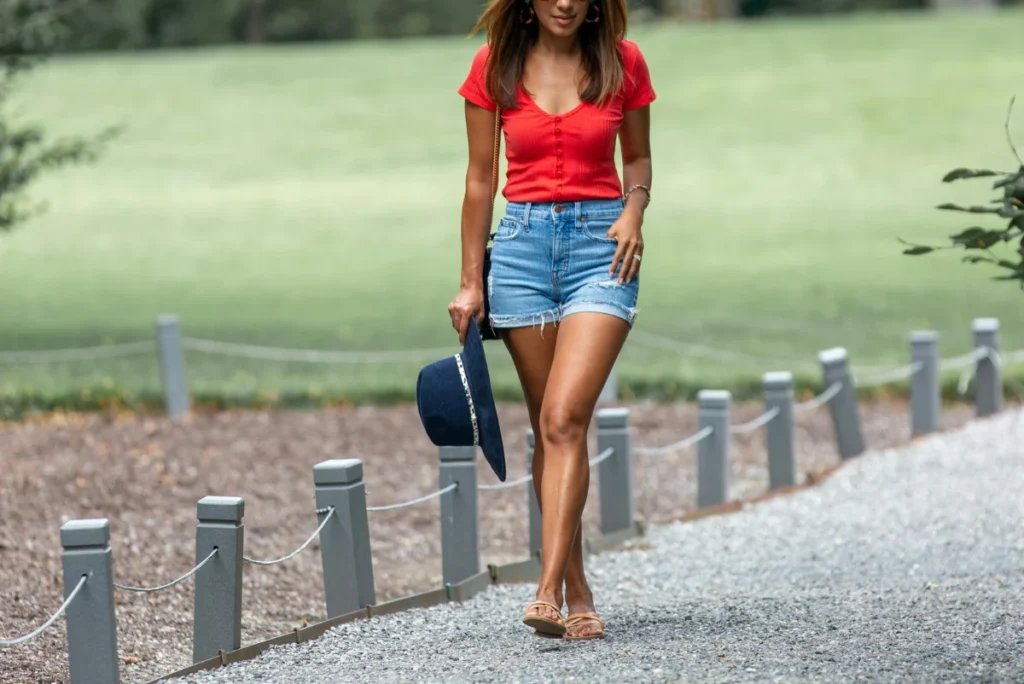 Best Outfits for Hot Weather
